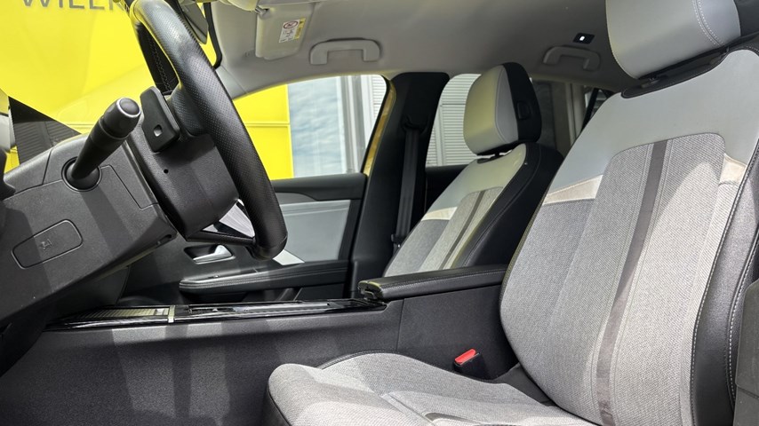 RABLJENO VOZILO OPEL ASTRA BUSINESS ELEGANCE F 1,5 DTH AT8 Automatski sekvencijalni mjenjač DIESEL 224725