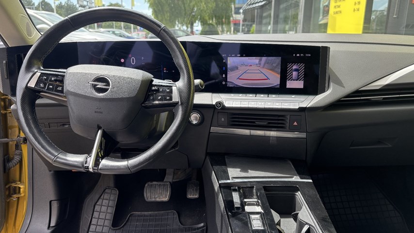 RABLJENO VOZILO OPEL ASTRA BUSINESS ELEGANCE F 1,5 DTH AT8 Automatski sekvencijalni mjenjač DIESEL 224725