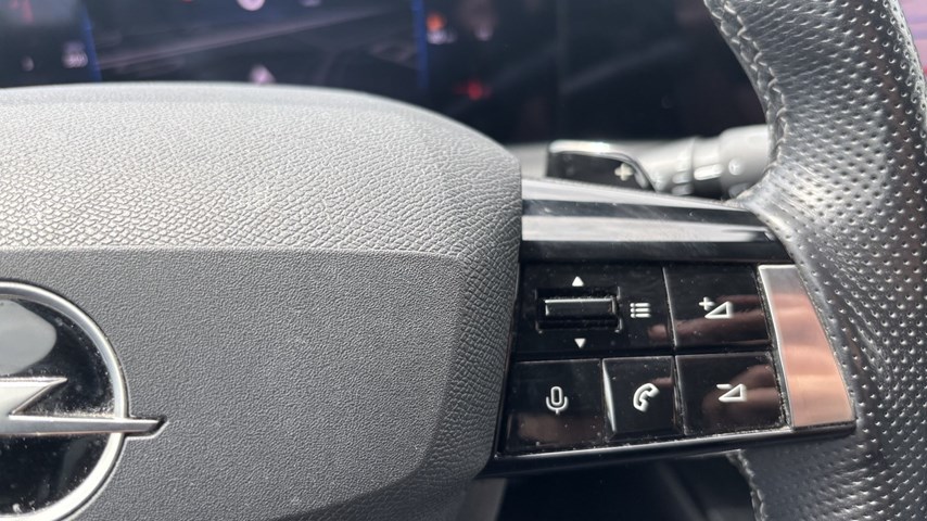 RABLJENO VOZILO OPEL ASTRA BUSINESS ELEGANCE F 1,5 DTH AT8 Automatski sekvencijalni mjenjač DIESEL 224725