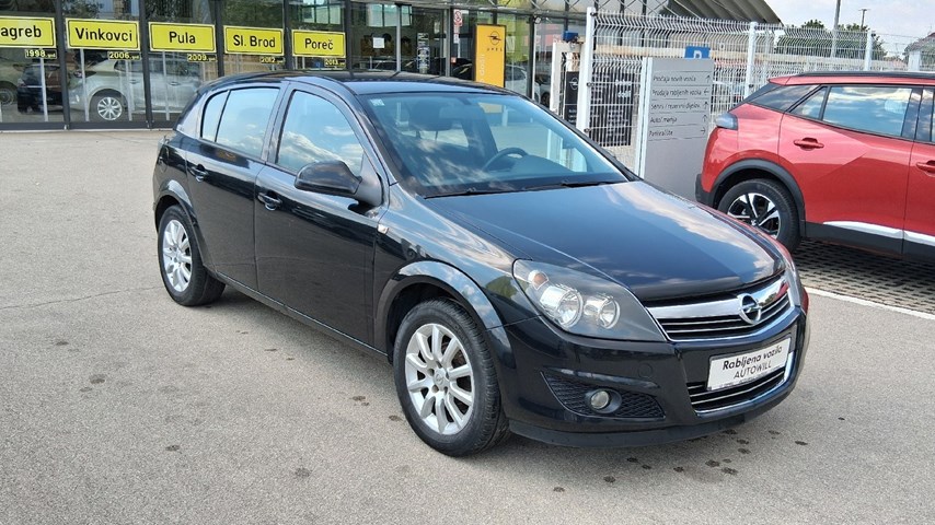 RABLJENO VOZILO OPEL ASTRA CLASSIC 1,6 Mehanički mjenjač BENZIN 223993