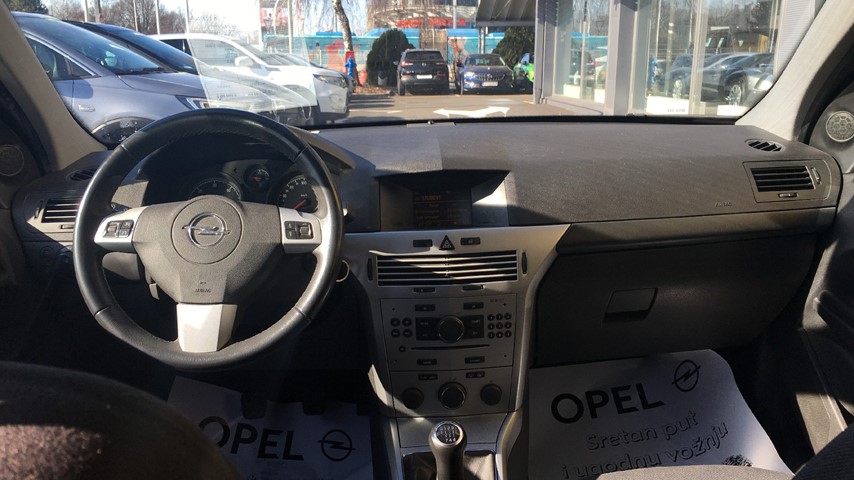 RABLJENO VOZILO OPEL ASTRA CLASSIC 1,7 CDTI Mehanički mjenjač DIESEL 223191