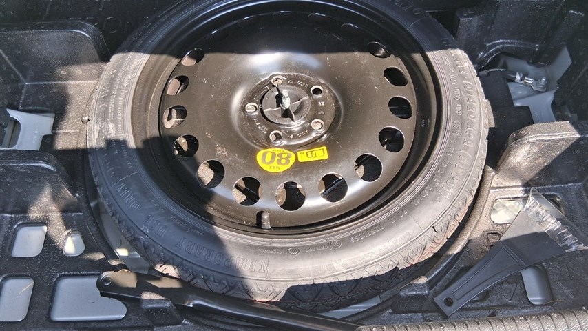 RABLJENO VOZILO OPEL ASTRA D 1.5 DVH MT6 Mehanički mjenjač DIESEL 65750