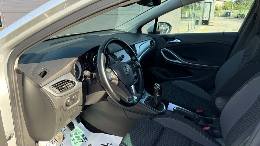RABLJENO VOZILO OPEL ASTRA D 1.5 DVH MT6 Mehanički mjenjač DIESEL 223798