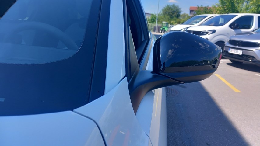RABLJENO VOZILO OPEL ASTRA EDITION 1,2 Mehanički mjenjač BENZIN 65728