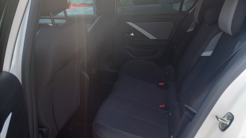 RABLJENO VOZILO OPEL ASTRA EDITION 1,2 Mehanički mjenjač BENZIN 65728