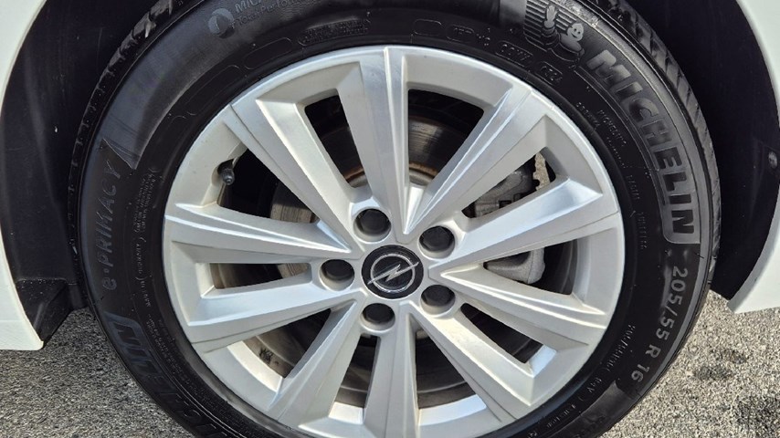 RABLJENO VOZILO OPEL ASTRA EDITION 1,2 Mehanički mjenjač BENZIN 67233