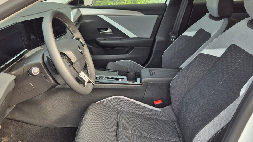 RABLJENO VOZILO OPEL ASTRA EDITION 1,2 Mehanički mjenjač BENZIN 67233