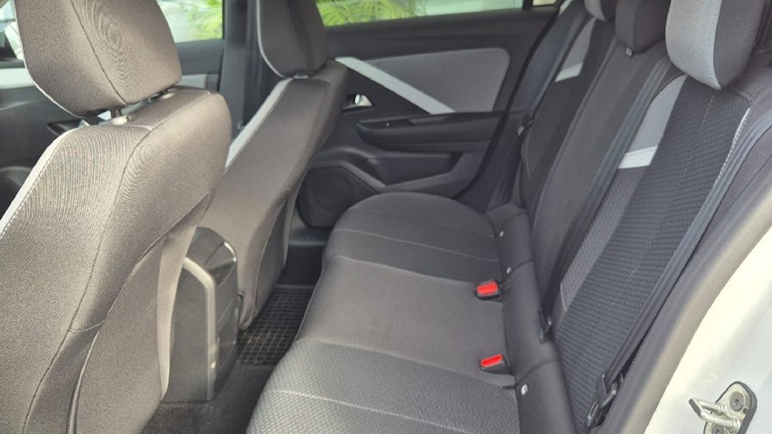 RABLJENO VOZILO OPEL ASTRA EDITION 1,2 Mehanički mjenjač BENZIN 67233