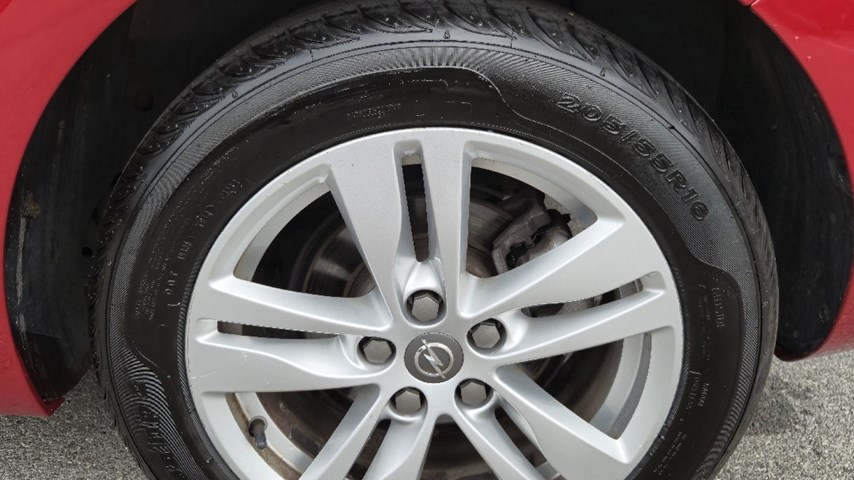 RABLJENO VOZILO OPEL ASTRA EDITION F 1,2 SHL MT6 Mehanički mjenjač BENZIN 224164