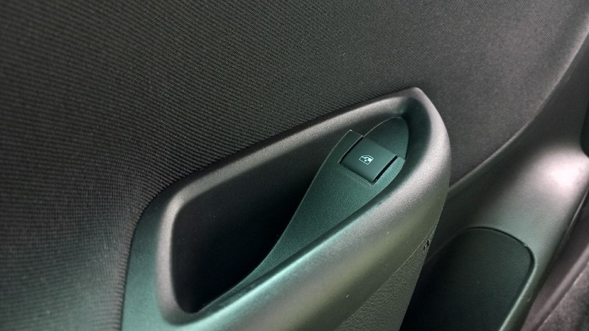 RABLJENO VOZILO OPEL ASTRA EDITION F 1,2 SHL MT6 Mehanički mjenjač BENZIN 224164