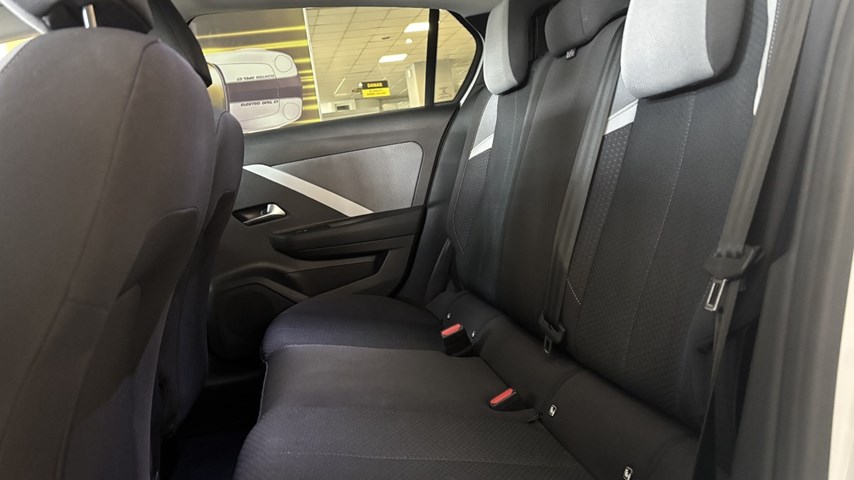 RABLJENO VOZILO OPEL ASTRA EDITION F 1,2 XHL Mehanički mjenjač BENZIN 224579