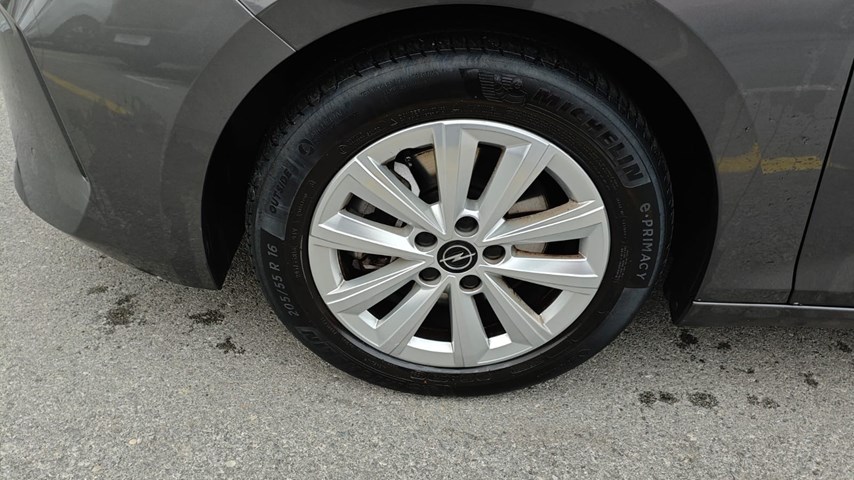 RABLJENO VOZILO OPEL ASTRA EDITION F 1,5 DTH AT8 Automatski mjenjač DIESEL 224577