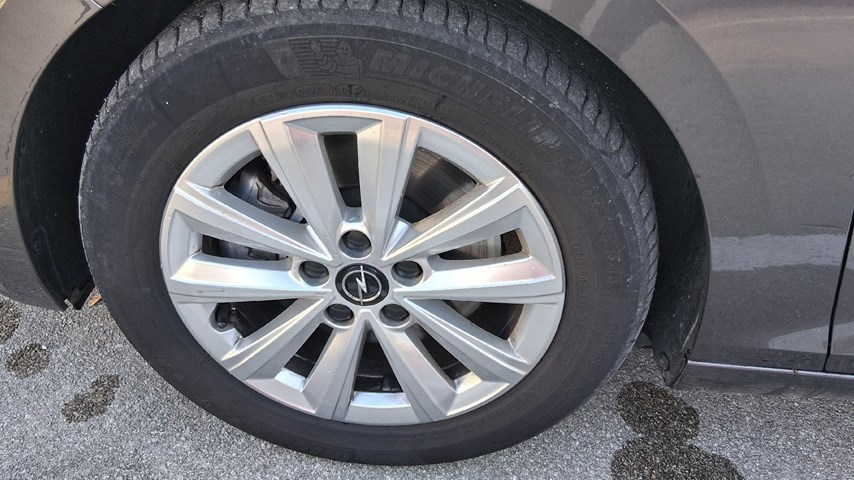 RABLJENO VOZILO OPEL ASTRA EDITION F 1,5 DTH AT8 Automatski mjenjač DIESEL 224575