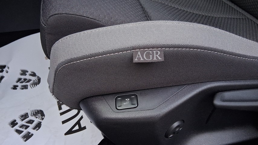 RABLJENO VOZILO OPEL ASTRA EDITION F 1,5 DTH AT8 Automatski mjenjač DIESEL 224574