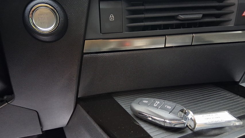 RABLJENO VOZILO OPEL ASTRA EDITION F 1,5 DTH AT8 Automatski mjenjač DIESEL 224574