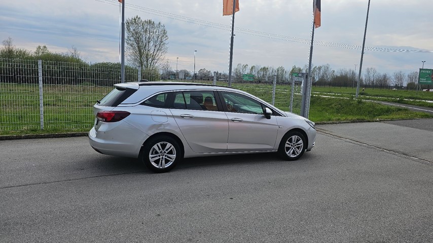 RABLJENO VOZILO OPEL ASTRA ENJOY 1,6 CDTI Mehanički mjenjač DIESEL 223811