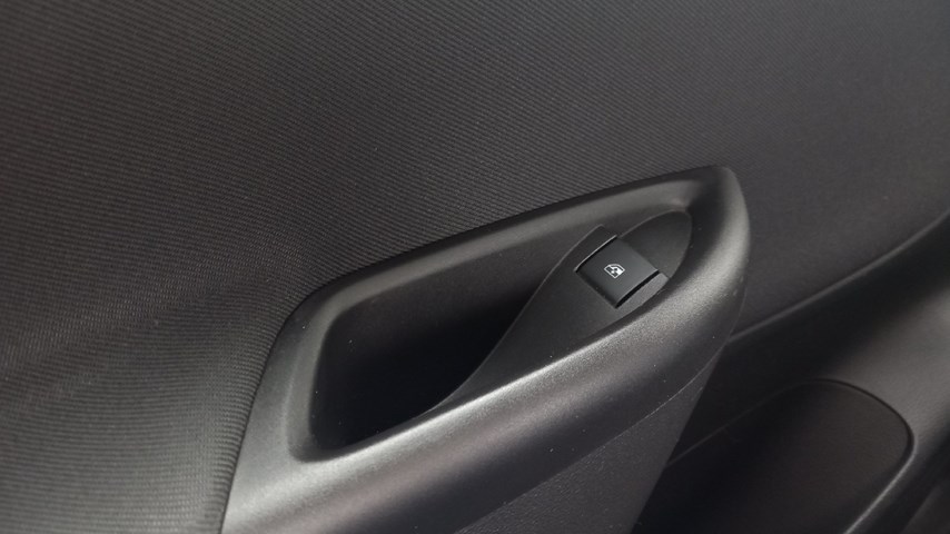 RABLJENO VOZILO OPEL ASTRA ENJOY 1.6 DTL Mehanički mjenjač DIESEL 65753