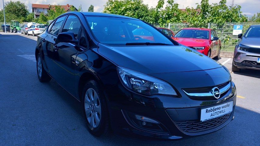 RABLJENO VOZILO OPEL ASTRA ENJOY 4DR B 1.6 DTL MT6 Mehanički mjenjač DIESEL 20861