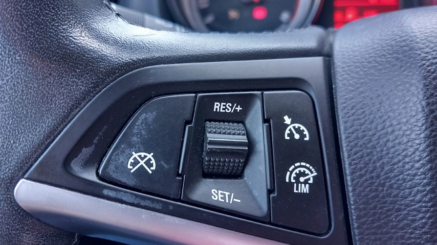 RABLJENO VOZILO OPEL ASTRA ENJOY 4DR B 1.6 DTL MT6 Mehanički mjenjač DIESEL 20861