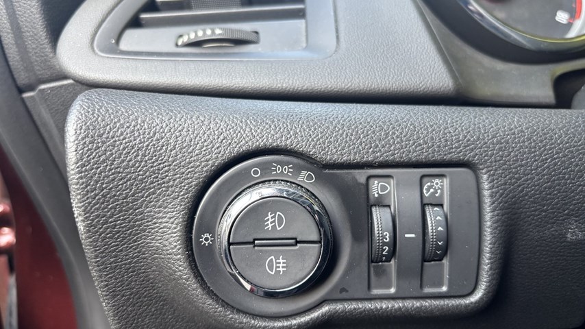 RABLJENO VOZILO OPEL ASTRA ENJOY B 1,4 NET MT6 Mehanički mjenjač BENZIN 224671