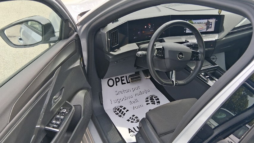 RABLJENO VOZILO OPEL ASTRA GS F 1,2 XHT AT8 Automatski mjenjač BENZIN 224103