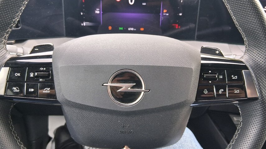 RABLJENO VOZILO OPEL ASTRA GS F 1,2 XHT AT8 Automatski mjenjač BENZIN 224103