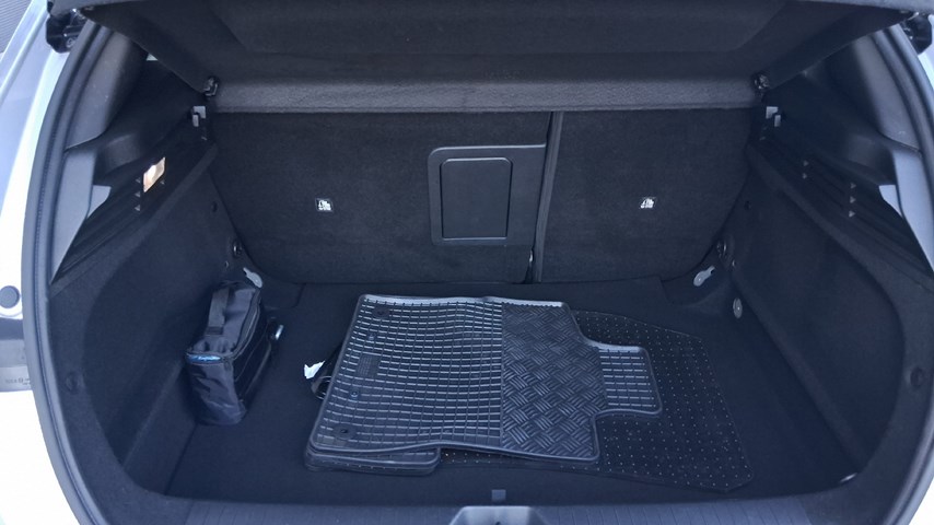 RABLJENO VOZILO OPEL ASTRA GS F 1,2 XHT AT8 Automatski mjenjač BENZIN 224103