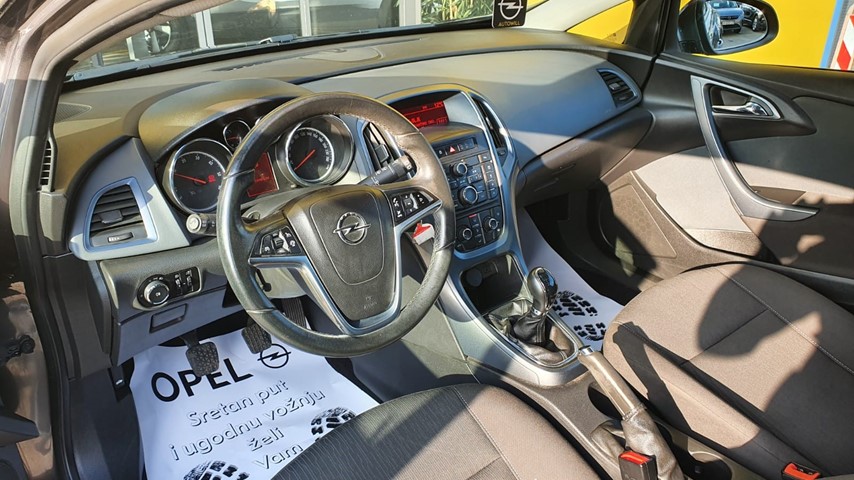 RABLJENO VOZILO OPEL ASTRA GTC 1,7 CDTI EDITION DIESEL