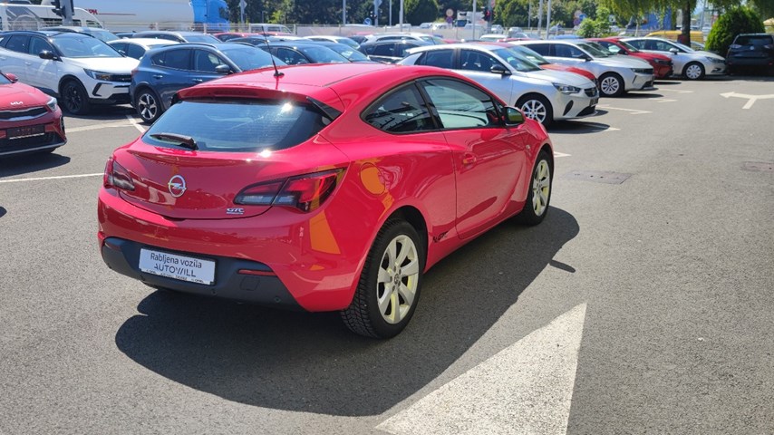 RABLJENO VOZILO OPEL ASTRA GTC 1,7 D Mehanički mjenjač DIESEL 224315