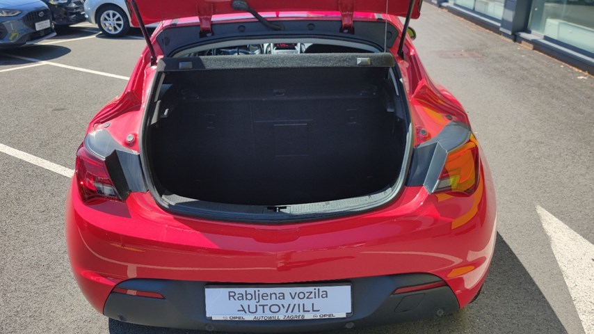 RABLJENO VOZILO OPEL ASTRA GTC 1,7 D Mehanički mjenjač DIESEL 224315