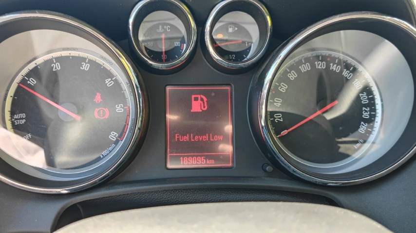 RABLJENO VOZILO OPEL ASTRA GTC 1,7 D Mehanički mjenjač DIESEL 224315