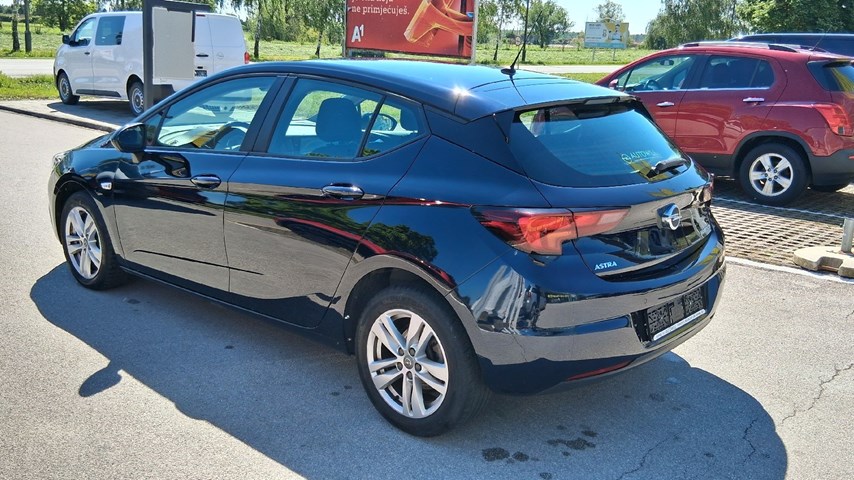 RABLJENO VOZILO OPEL ASTRA K ENJOY 1.6 DTI Mehanički mjenjač DIESEL 223651