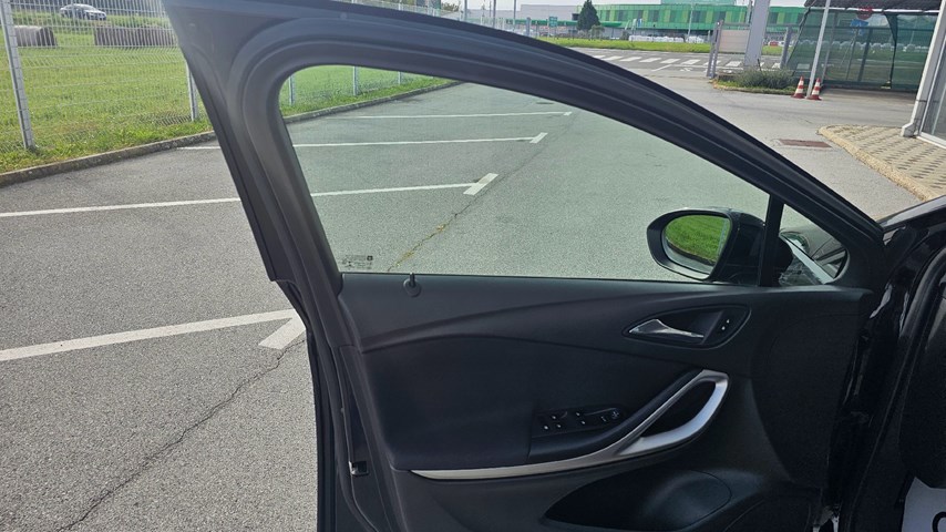 RABLJENO VOZILO OPEL ASTRA K ENJOY B 1.6 DTH AT6 Automatski mjenjač DIESEL 223270
