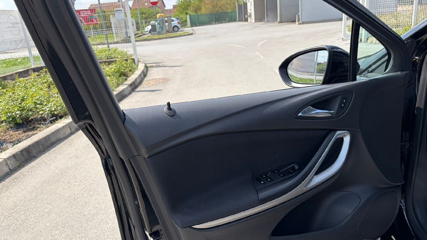 RABLJENO VOZILO OPEL ASTRA K ENJOY B 1.6 DTH AT6 Automatski mjenjač DIESEL 223270