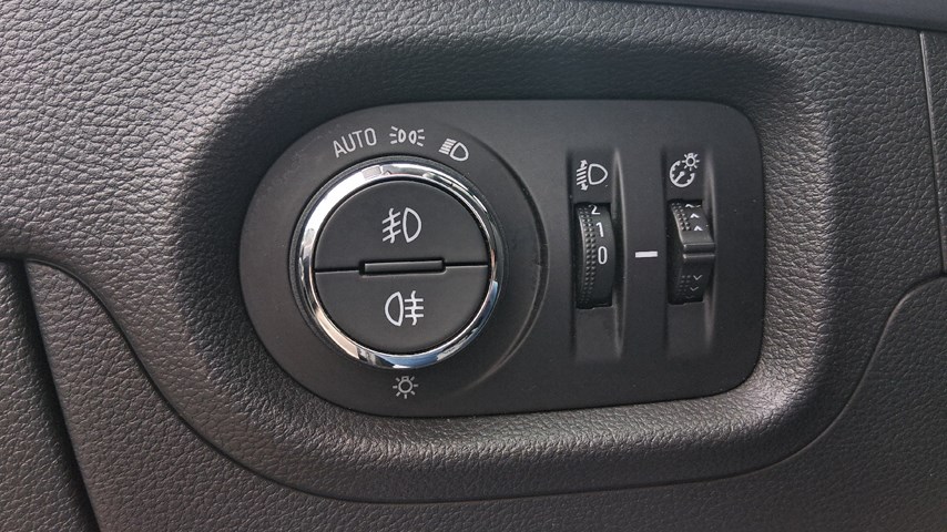 RABLJENO VOZILO OPEL ASTRA K ENJOY B 1.6 DTH AT6 Automatski mjenjač DIESEL 223270