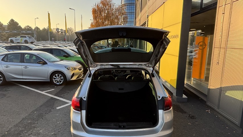 RABLJENO VOZILO OPEL ASTRA SPORTS TOURER 1,3 Mehanički mjenjač DIESEL 224635