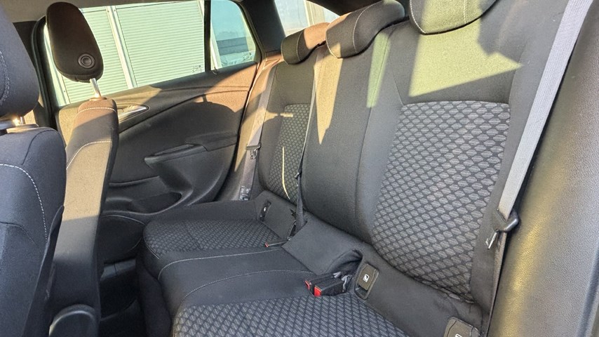 RABLJENO VOZILO OPEL ASTRA SPORTS TOURER 1,3 Mehanički mjenjač DIESEL 224635