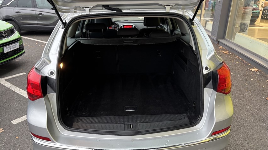 RABLJENO VOZILO OPEL ASTRA SPORTS TOURER 1,6 CDTI DIESEL 224539