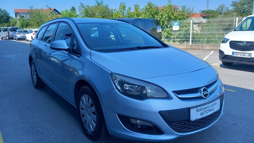 RABLJENO VOZILO OPEL ASTRA SPORTS TOURER 1,6 CDTI Mehanički mjenjač DIESEL 224401