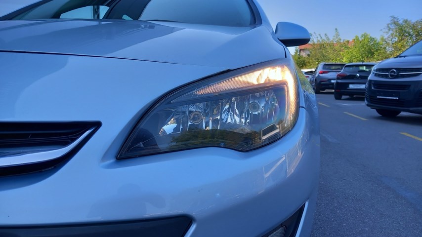 RABLJENO VOZILO OPEL ASTRA SPORTS TOURER 1,6 CDTI Mehanički mjenjač DIESEL 224401