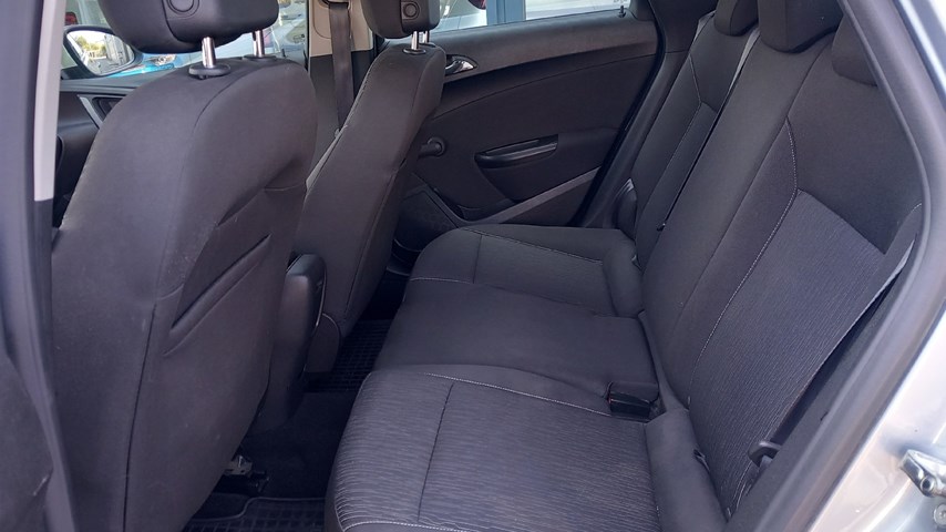 RABLJENO VOZILO OPEL ASTRA SPORTS TOURER 1,6 CDTI Mehanički mjenjač DIESEL 224401