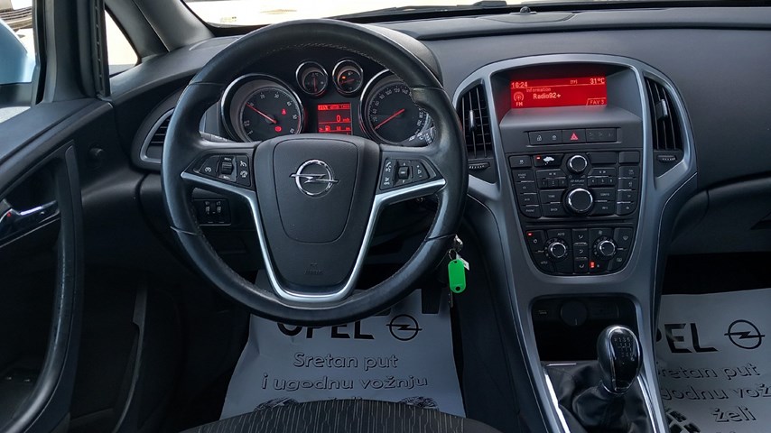 RABLJENO VOZILO OPEL ASTRA SPORTS TOURER 1,6 CDTI Mehanički mjenjač DIESEL 224401