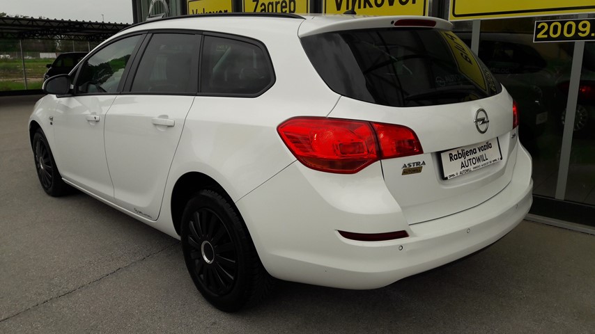 RABLJENO VOZILO OPEL ASTRA SPORTS TOURER 1,7 CDTI DIESEL 100104