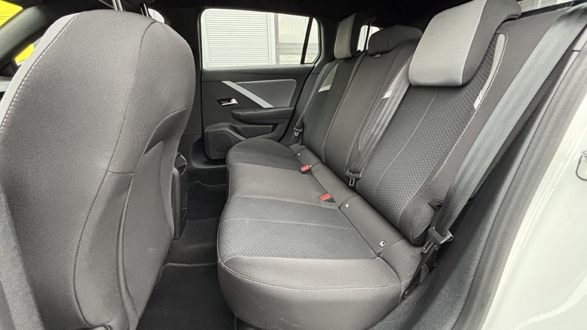 RABLJENO VOZILO OPEL ASTRA SPORTS TOURER EDITION 1,5 DTH AT Automatski mjenjač DIESEL 81377