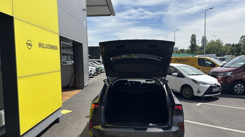 RABLJENO VOZILO OPEL ASTRA SPORTS TOURER EDITION 1,5 CDTI AT8 Automatski mjenjač DIESEL 81287