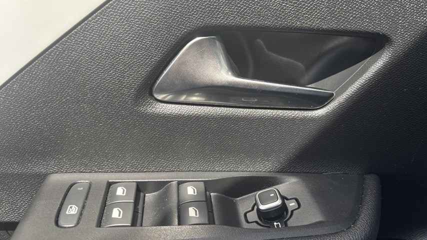 RABLJENO VOZILO OPEL ASTRA SPORTS TOURER EDITION 1,5 CDTI AT8 Automatski mjenjač DIESEL 81287