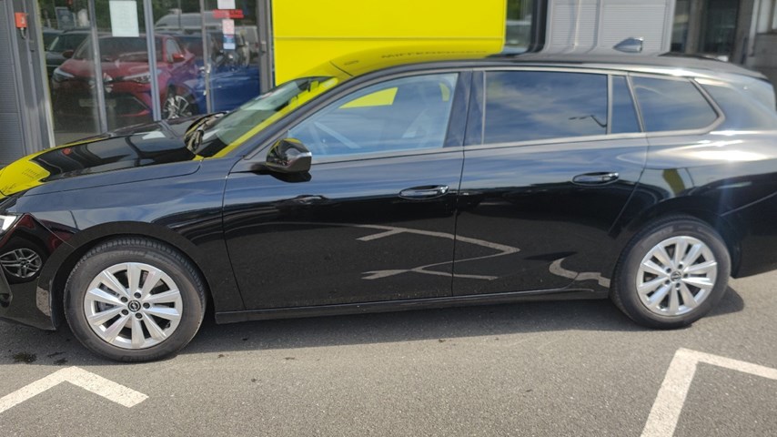 RABLJENO VOZILO OPEL ASTRA SPORTS TOURER EDITION 1,5 DTH AT Automatski mjenjač DIESEL 81374