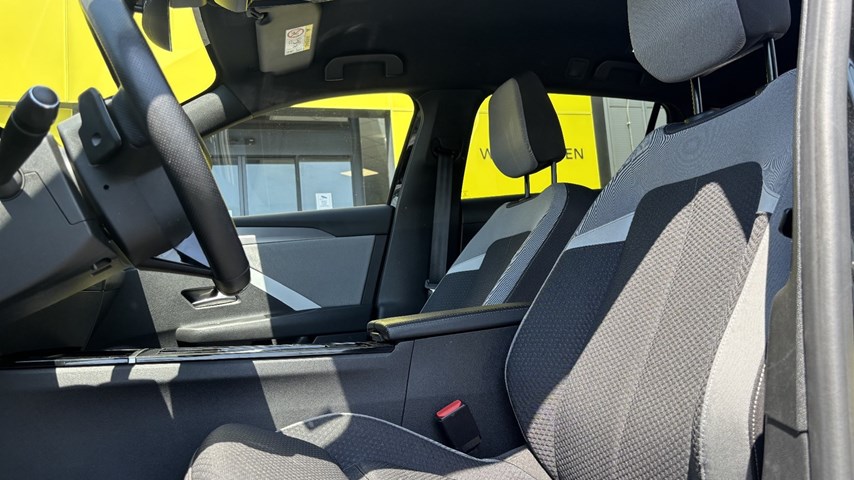 RABLJENO VOZILO OPEL ASTRA SPORTS TOURER EDITION 1, 5 DTH AT Automatski mjenjač DIESEL 81375