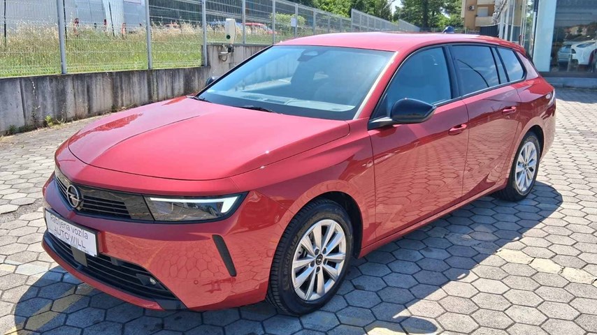 RABLJENO VOZILO OPEL ASTRA SPORTS TOURER EDITION F 1,2 XHL MT6 Mehanički mjenjač BENZIN 81343