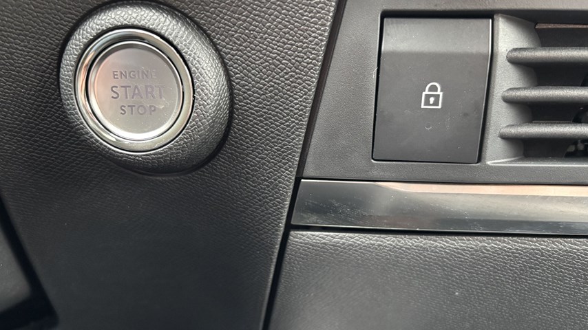 RABLJENO VOZILO OPEL ASTRA SPORTS TOURER EDITION F 1,5 DTH AT8 Automatski mjenjač DIESEL 224107